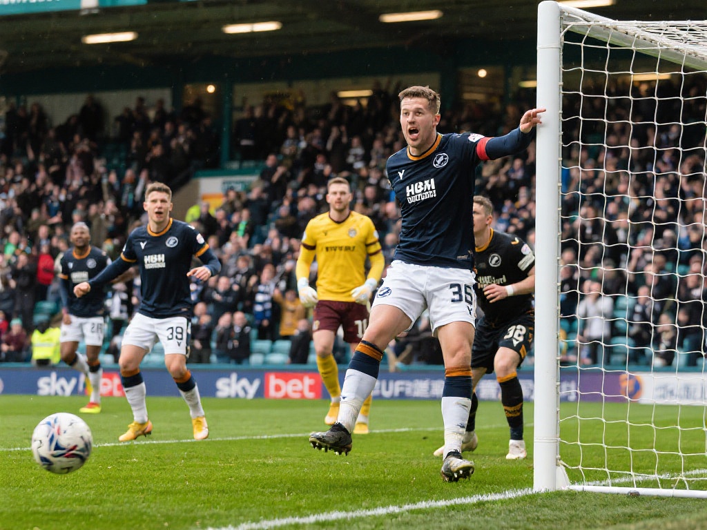 相比罗德里 相比罗德里